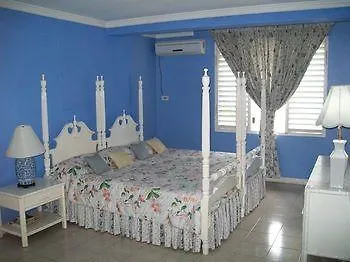 Edgewater Villa Очо-Риос